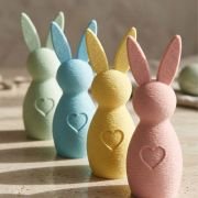 Nežni pastelni zajček